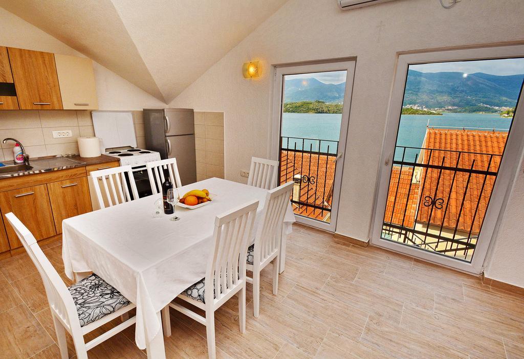 Apartments Bella Di Boka Τίβατ Εξωτερικό φωτογραφία